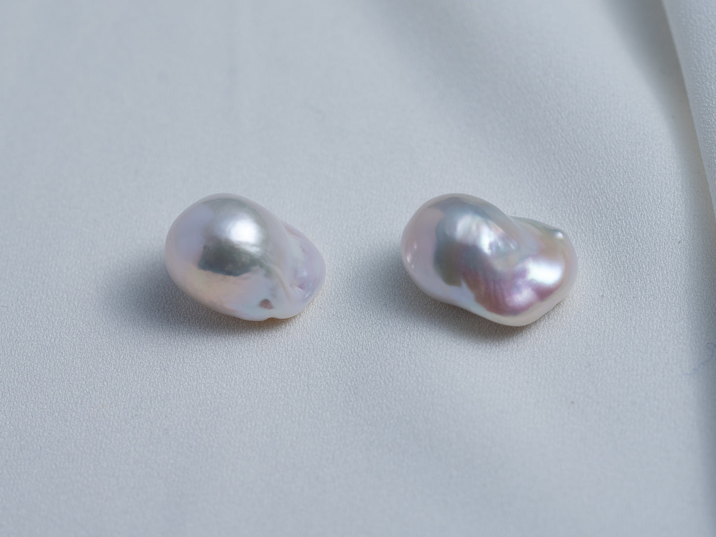 18-21MM Large Baroque Pearl Stud Earrings