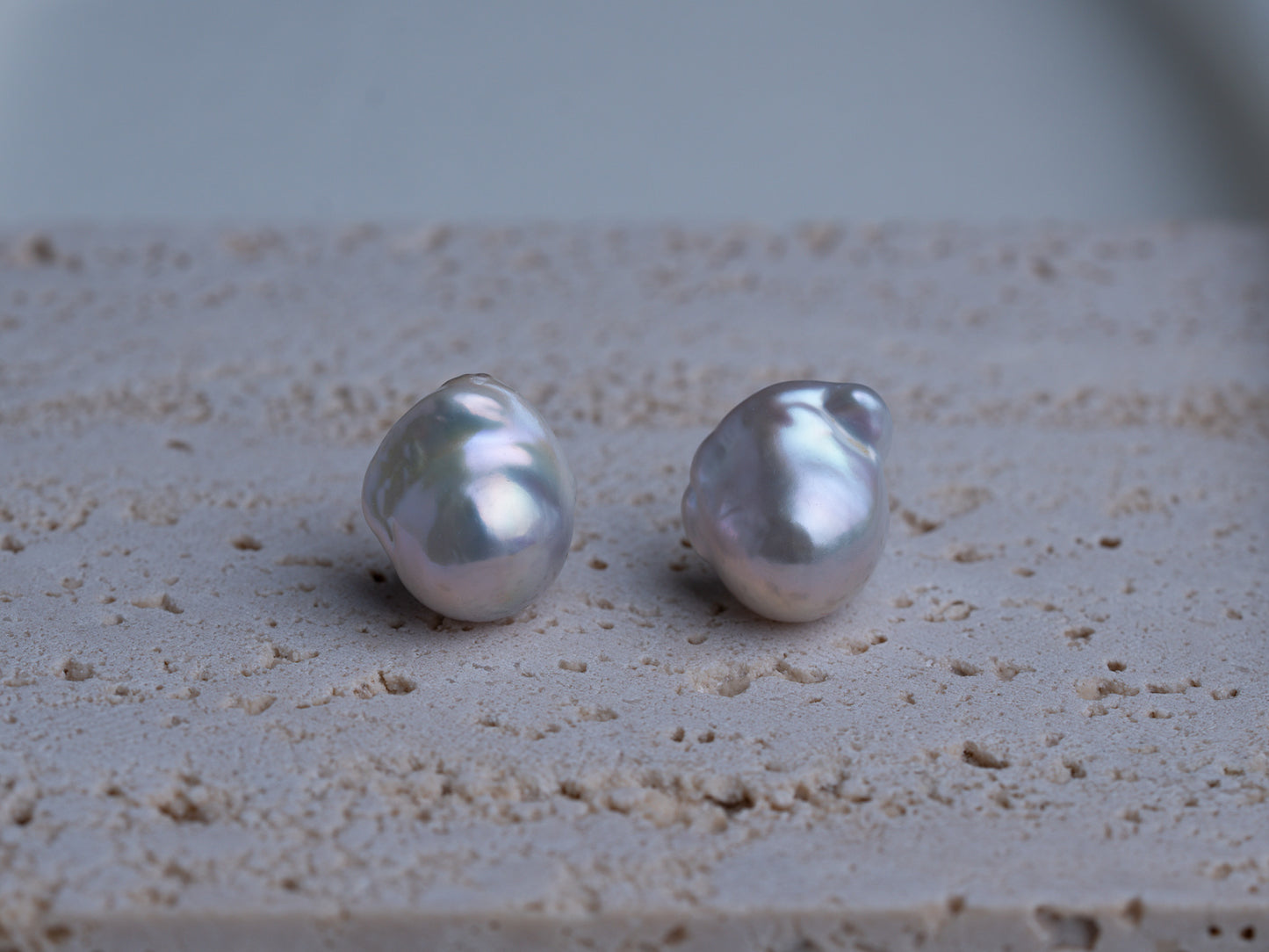 18-21MM Large Baroque Pearl Stud Earrings