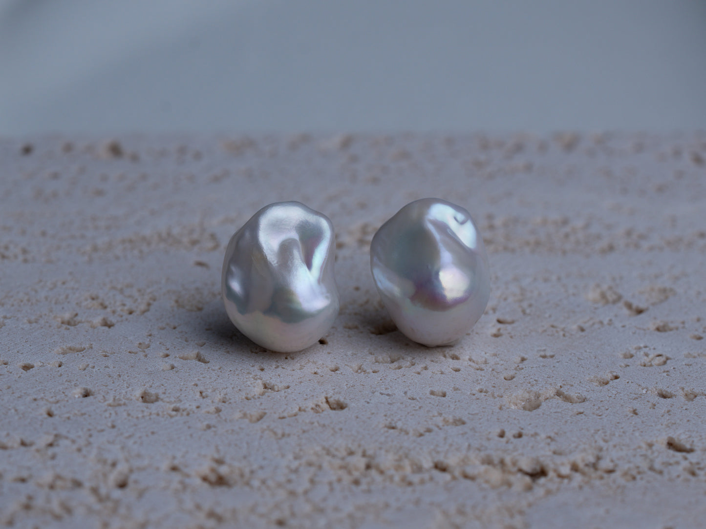 18-21MM Large Baroque Pearl Stud Earrings