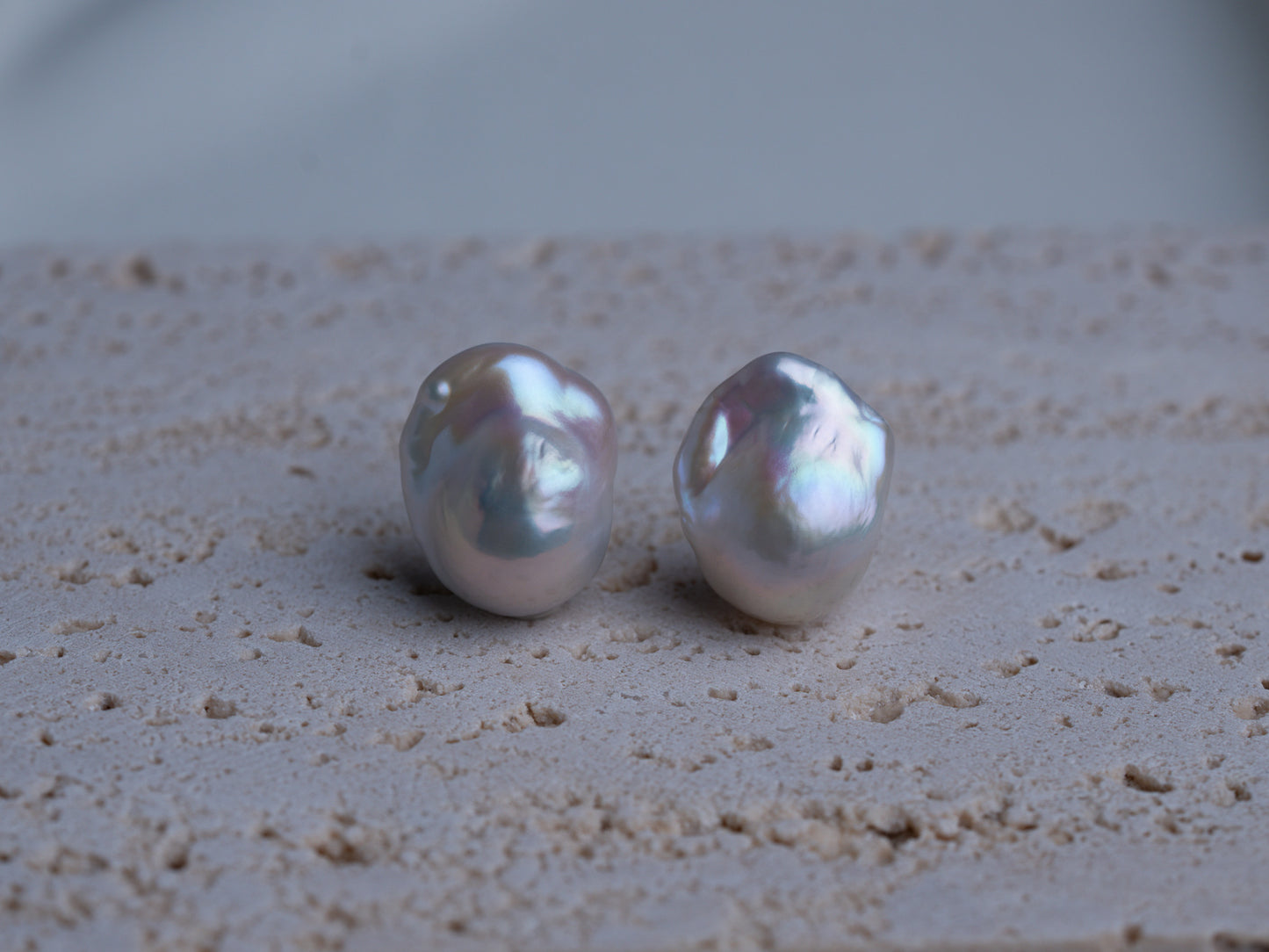 18-21MM Large Baroque Pearl Stud Earrings