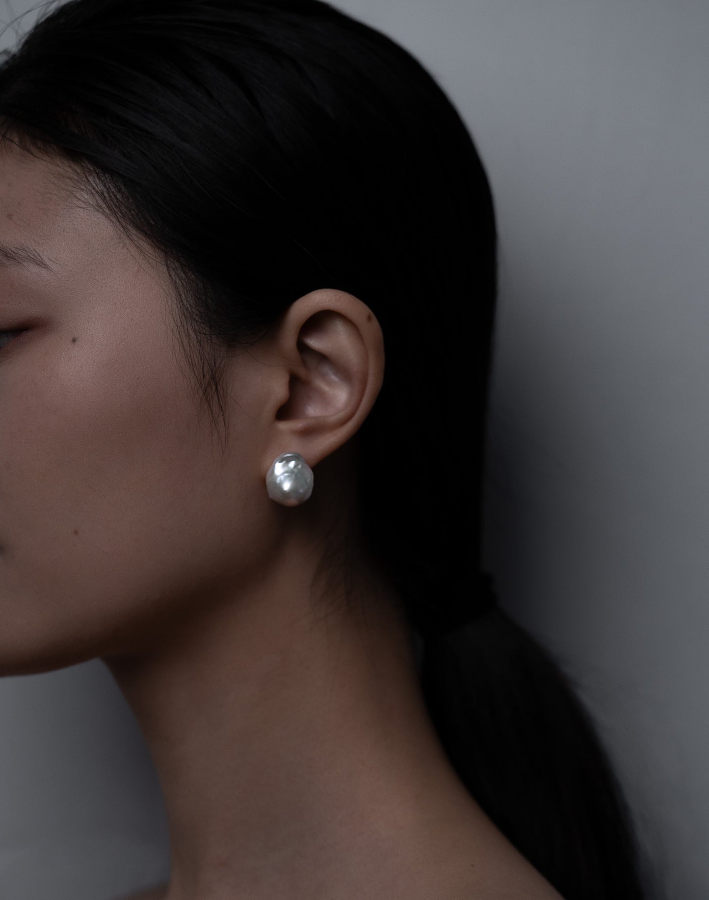 18-21MM Large Baroque Pearl Stud Earrings