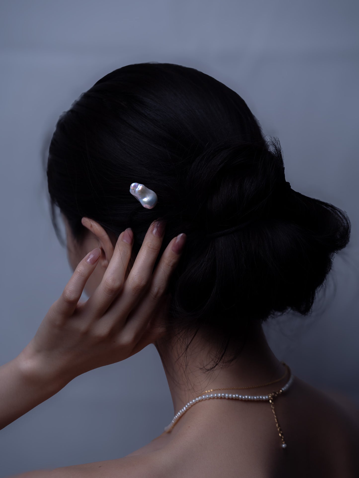 Iridescent Flame - Handmade Fireball Pearl Hair Pin