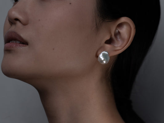 18-21MM Large Baroque Pearl Stud Earrings